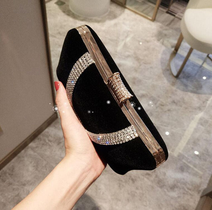 One-shoulder diagonal diamond handbag