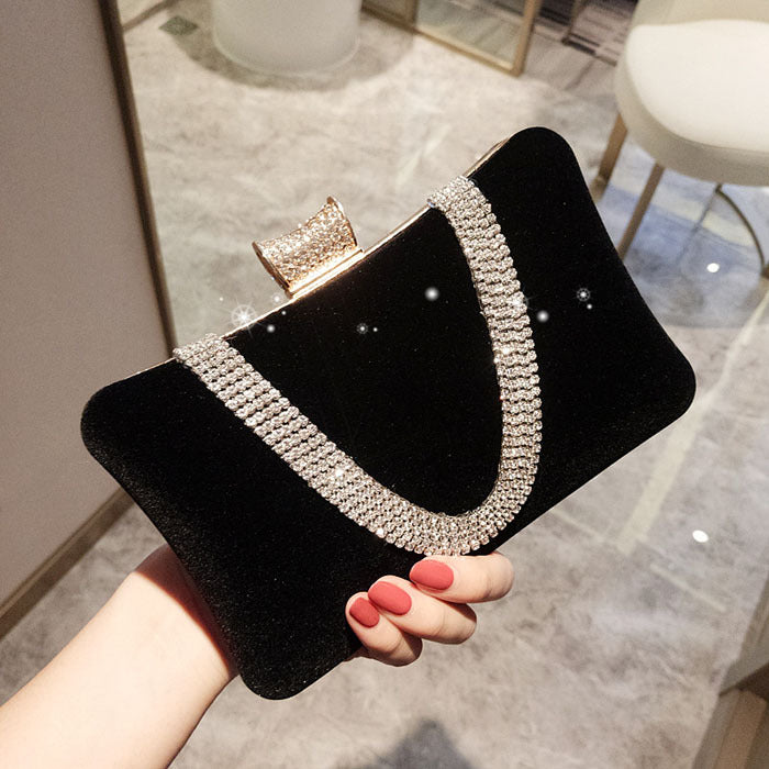 One-shoulder diagonal diamond handbag