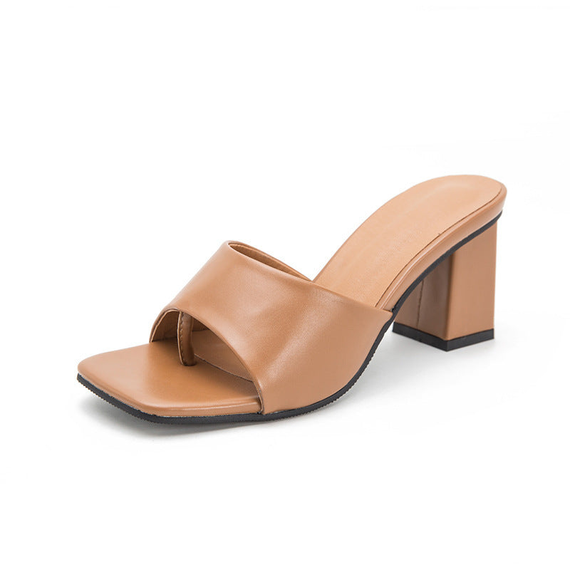 Flip-heel ladies sandals