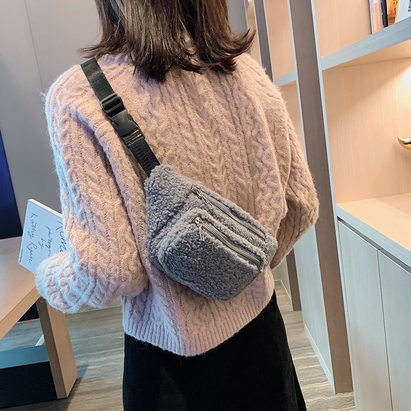 Winter Crossbody Bags for Women Plush Shoulder Bag Ladies Solid Color Faux Fur Chest Purse Women Waist Bag