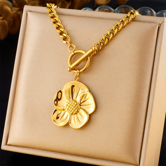 Fashion Gold Plated Vintage OT Buckle Necklace